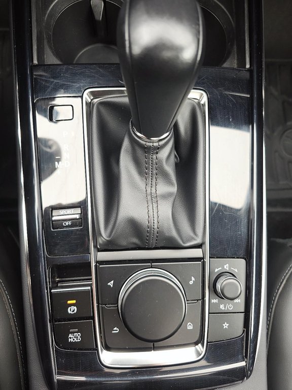 2023 Mazda CX-30 in Jonquière, Quebec - 14 - w1024h768px