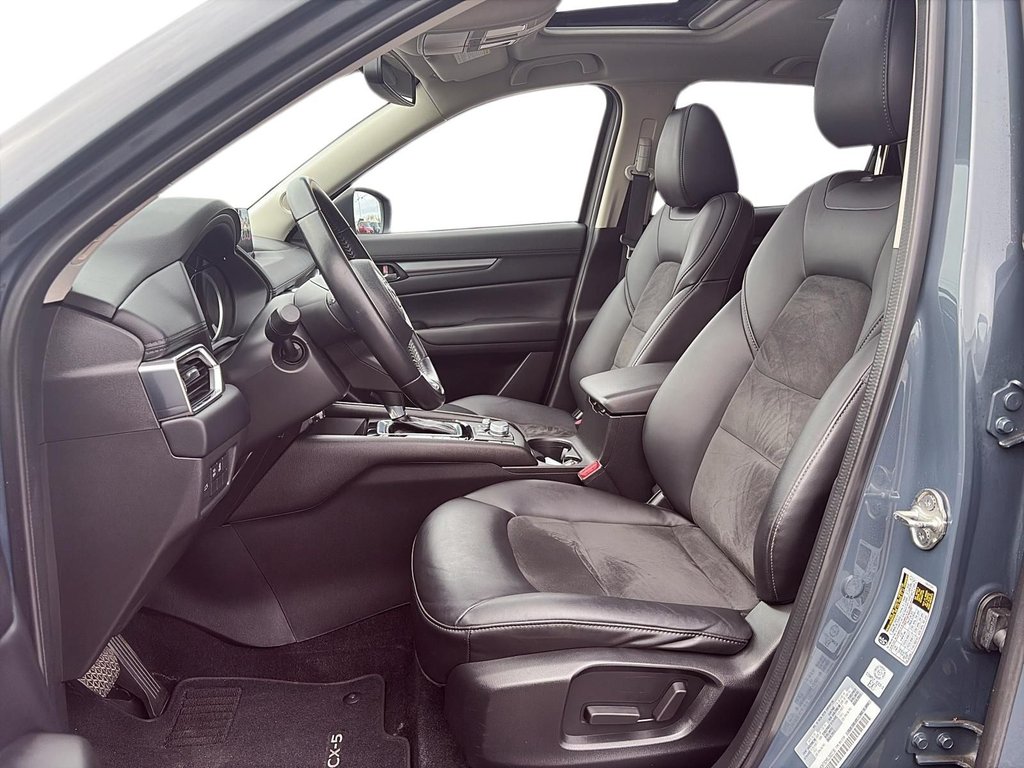 2020 Mazda CX-5 in Baie-Comeau, Quebec - 10 - w1024h768px