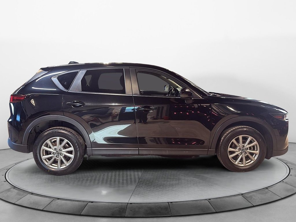 2022 Mazda CX-5 in Sept-Îles, Quebec - 8 - w1024h768px