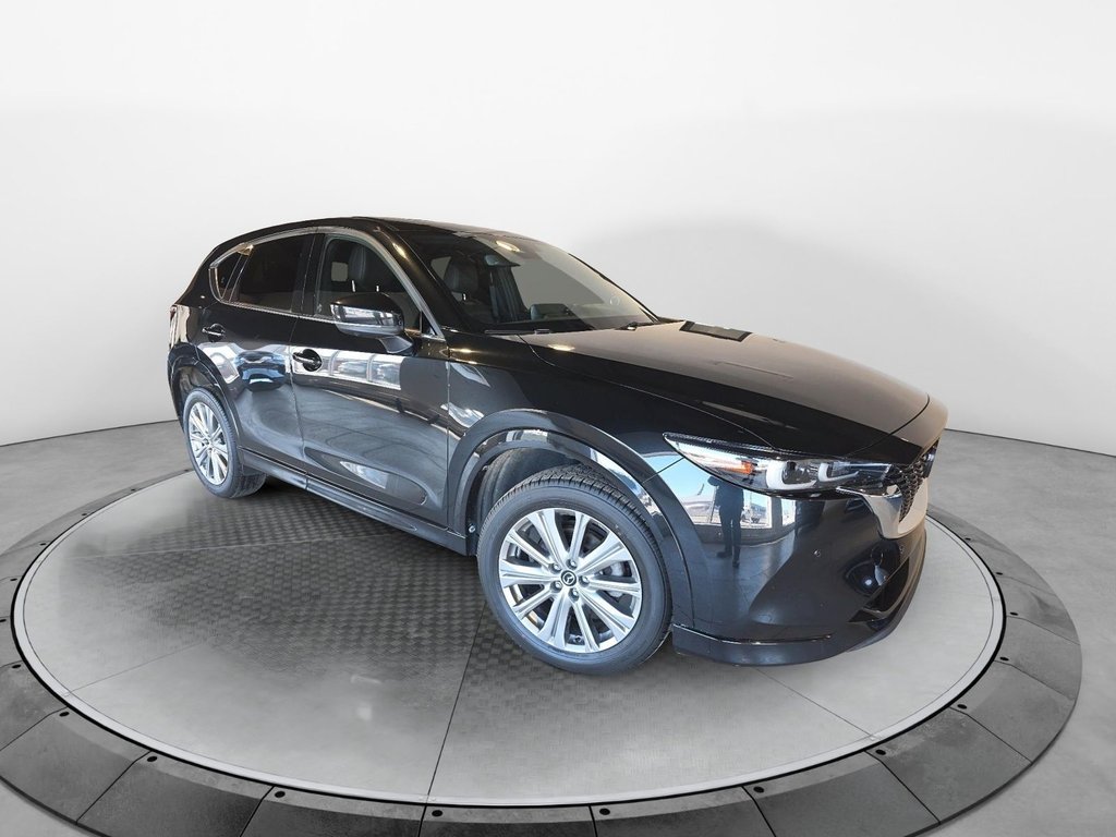 Mazda CX-5  2022 à Sept-Îles, Québec - 2 - w1024h768px