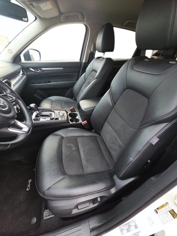 2022 Mazda CX-5 in Baie-Comeau, Quebec - 10 - w1024h768px