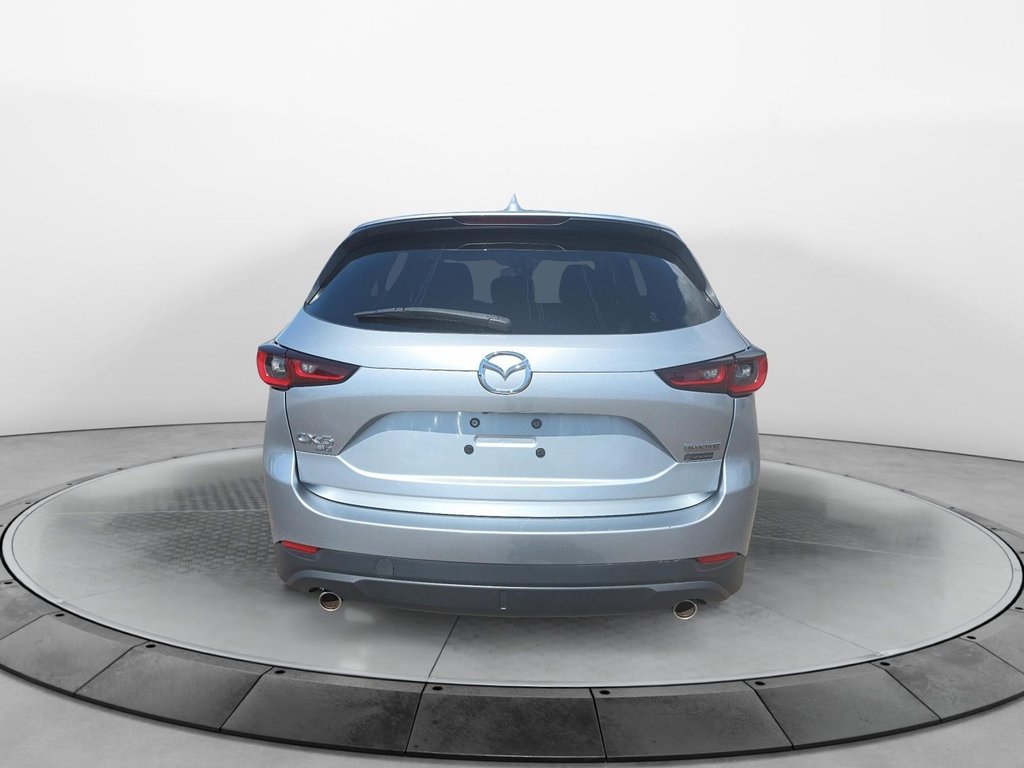 Mazda CX-5  2022 à Baie-Comeau, Québec - 3 - w1024h768px