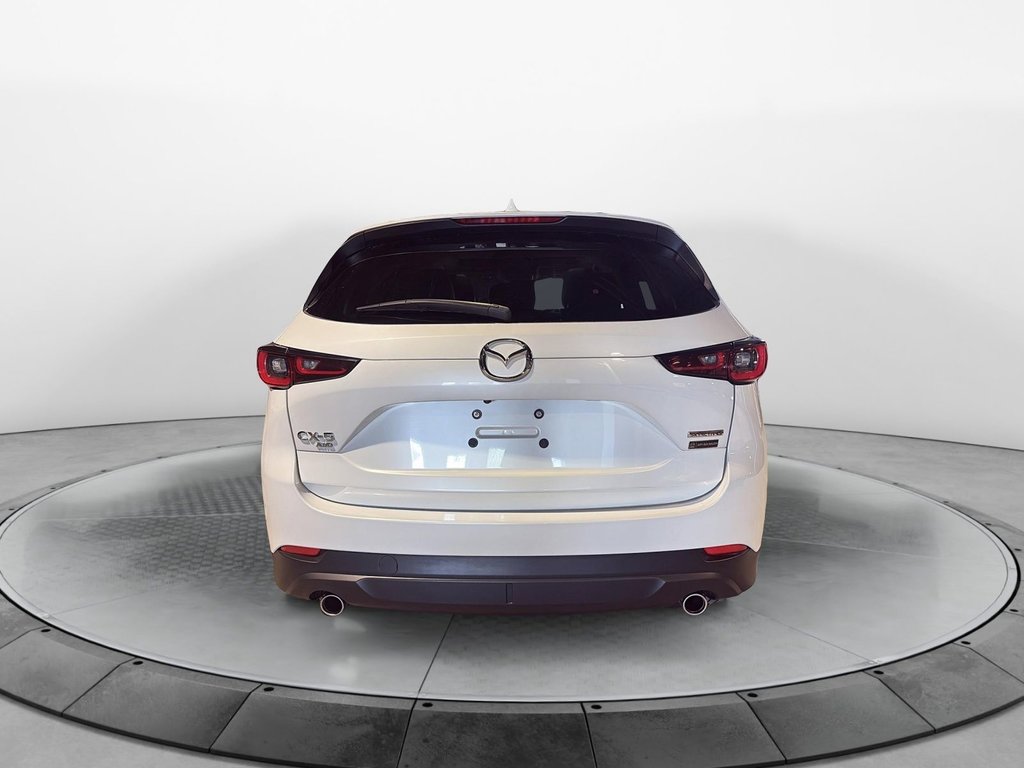 Mazda CX-5  2023 à Jonquière, Québec - 4 - w1024h768px