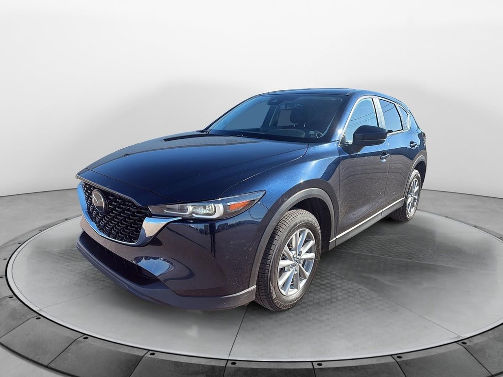 2023 Mazda CX-5 in Baie-Comeau, Quebec - 1 - w1024h768px