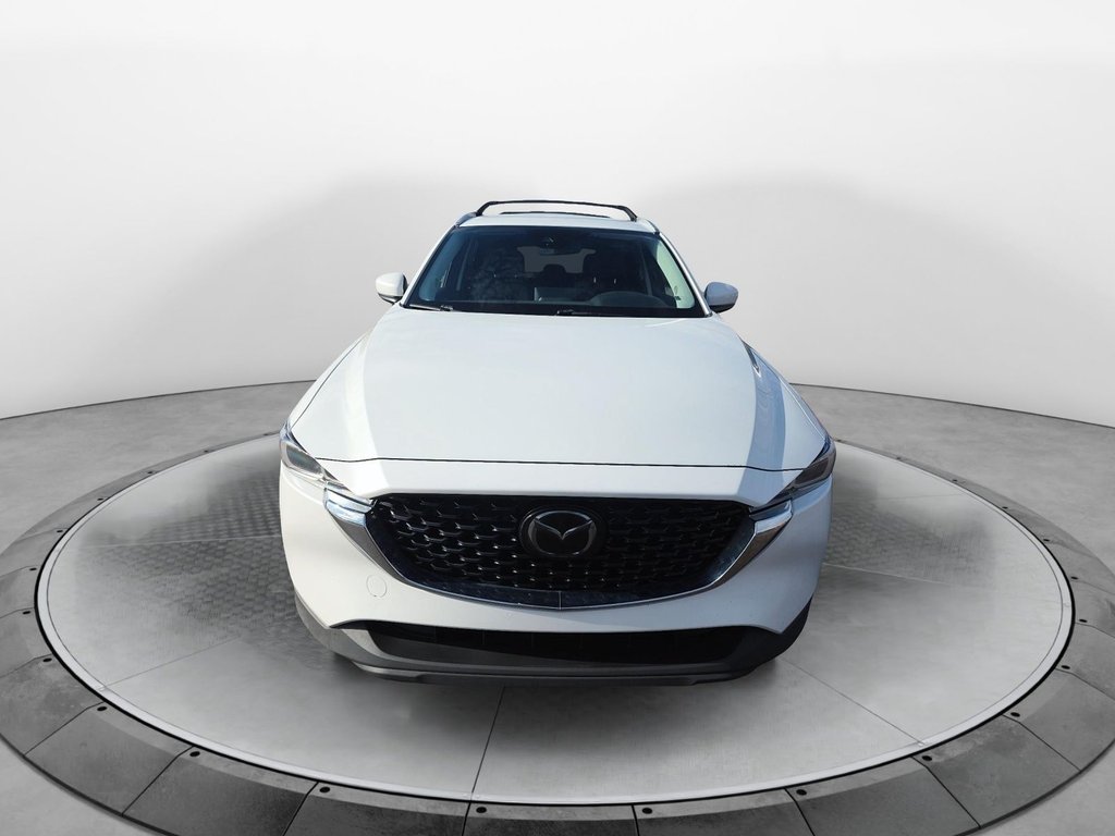 2023 Mazda CX-5 in Chicoutimi, Quebec - 2 - w1024h768px