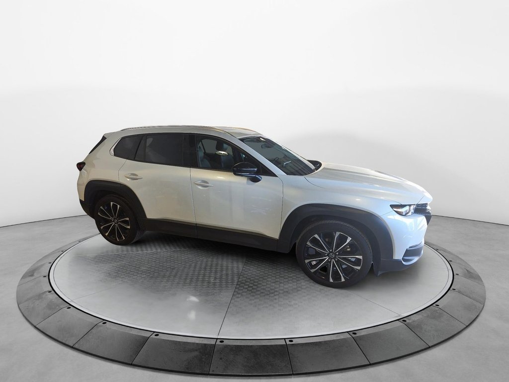 Mazda CX-50  2023 à Jonquière, Québec - 7 - w1024h768px