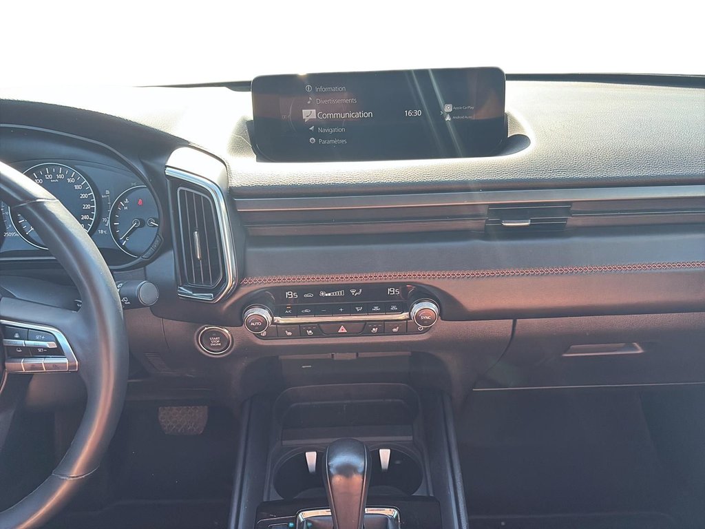 2024 Mazda CX-50 GT TURBO in Jonquière, Quebec - 14 - w1024h768px