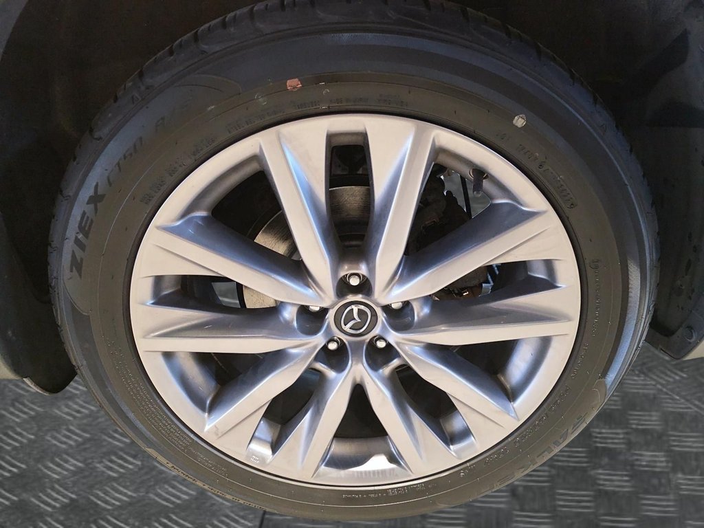 2023 Mazda CX-9 in Sept-Îles, Quebec - 8 - w1024h768px