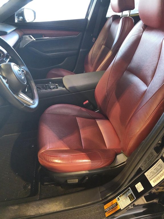 2019 Mazda 3 Sport GT in Chicoutimi, Quebec - 8 - w1024h768px