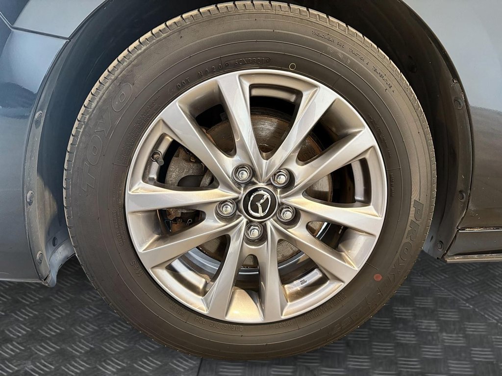 2022 Mazda 3 Sport in Baie-Comeau, Quebec - 8 - w1024h768px