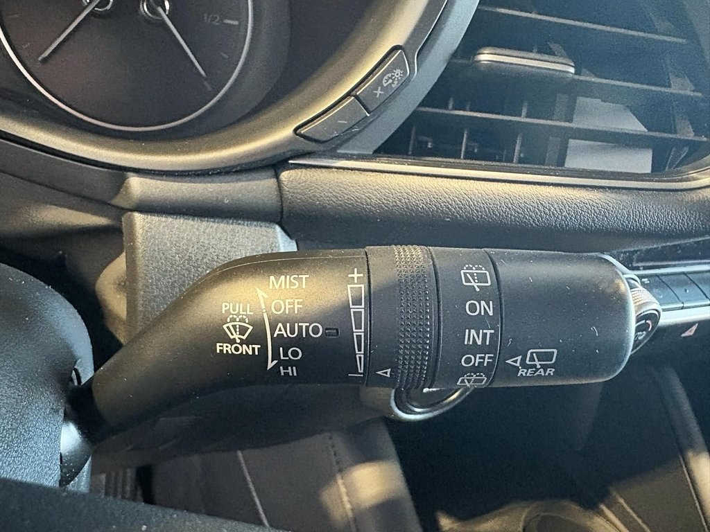 2022 Mazda 3 Sport in Baie-Comeau, Quebec - 17 - w1024h768px