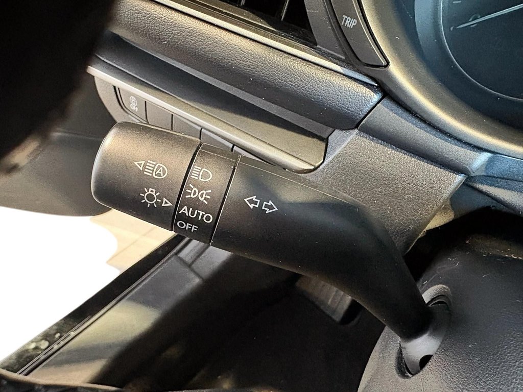 2022 Mazda 3 Sport in Baie-Comeau, Quebec - 16 - w1024h768px