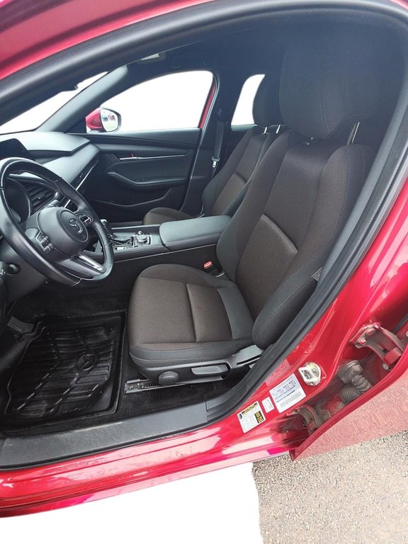 Mazda 3 Sport  2022 à Jonquière, Québec - 10 - w1024h768px