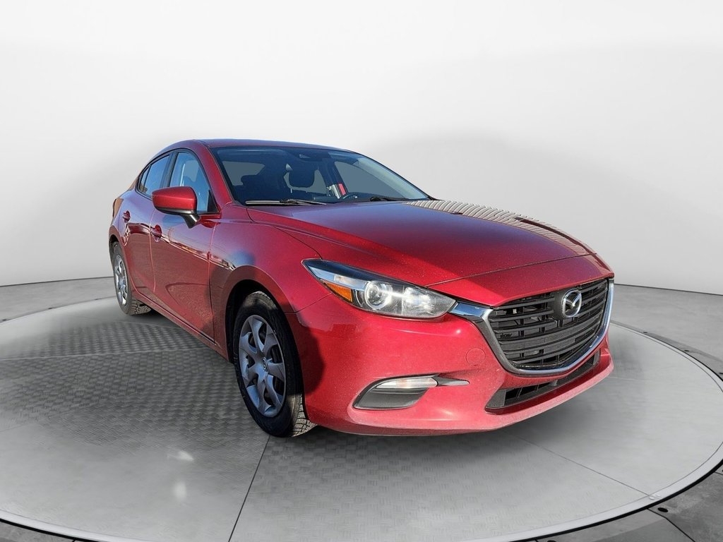 2018 Mazda 3 in Jonquière, Quebec - 3 - w1024h768px