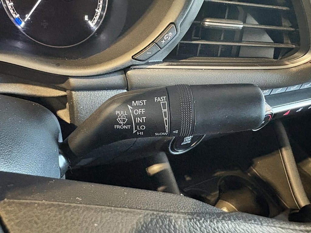 2020 Mazda 3 in Jonquière, Quebec - 14 - w1024h768px