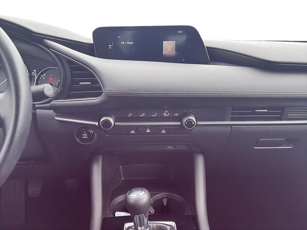 Mazda 3  2020 à Jonquière, Québec - 14 - w1024h768px