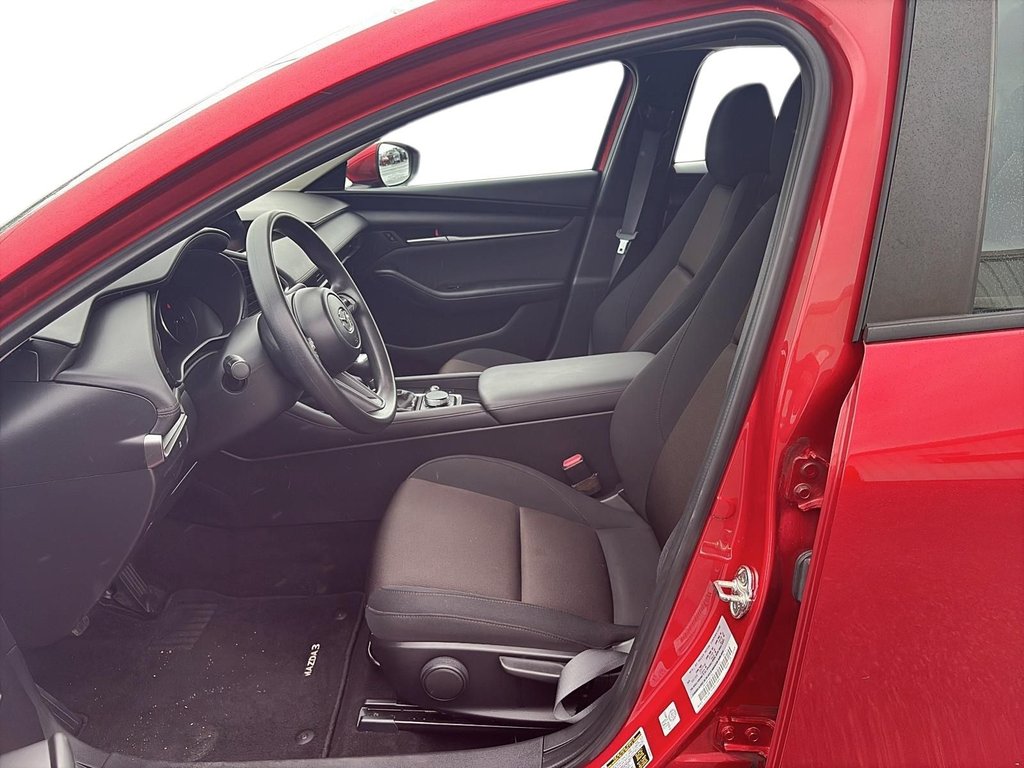 Mazda 3  2020 à Jonquière, Québec - 10 - w1024h768px