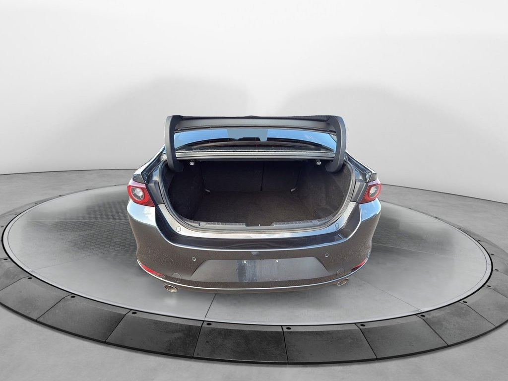 2023 Mazda 3 in Baie-Comeau, Quebec - 9 - w1024h768px