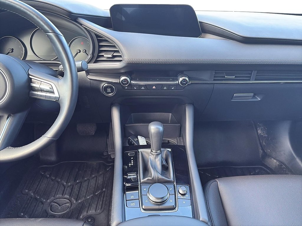 2023 Mazda 3 in Baie-Comeau, Quebec - 15 - w1024h768px