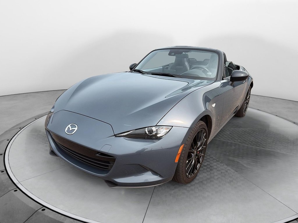 Mazda MX-5  2020 à Jonquière, Québec - 3 - w1024h768px