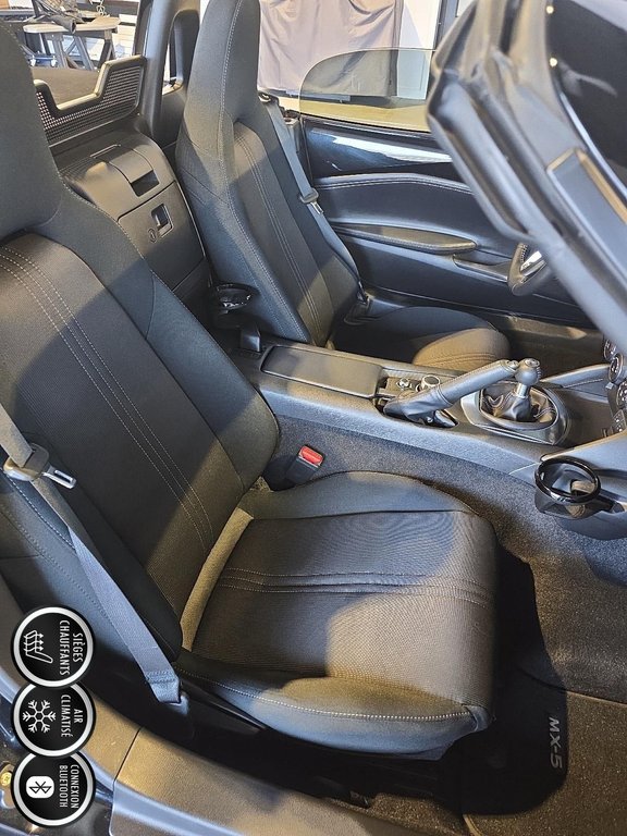 Mazda MX-5  2023 à Sept-Îles, Québec - 10 - w1024h768px