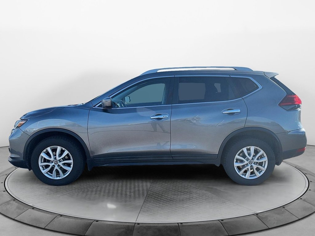 Nissan Rogue  2017 à Jonquière, Québec - 8 - w1024h768px