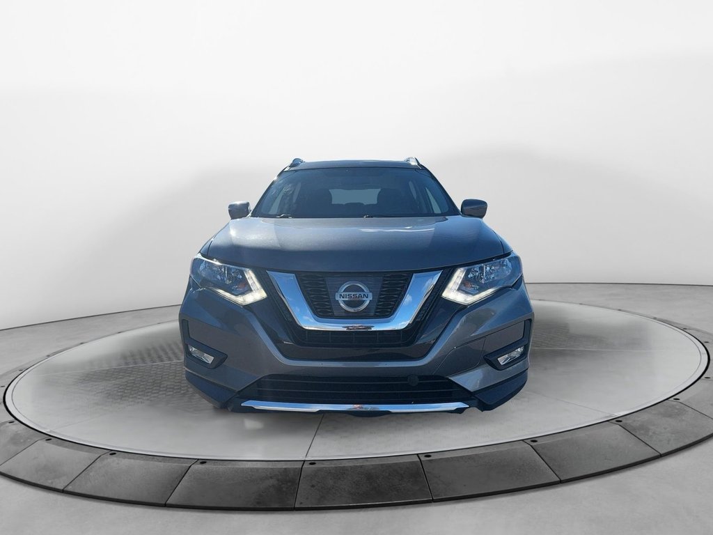 2017 Nissan Rogue in Jonquière, Quebec - 2 - w1024h768px