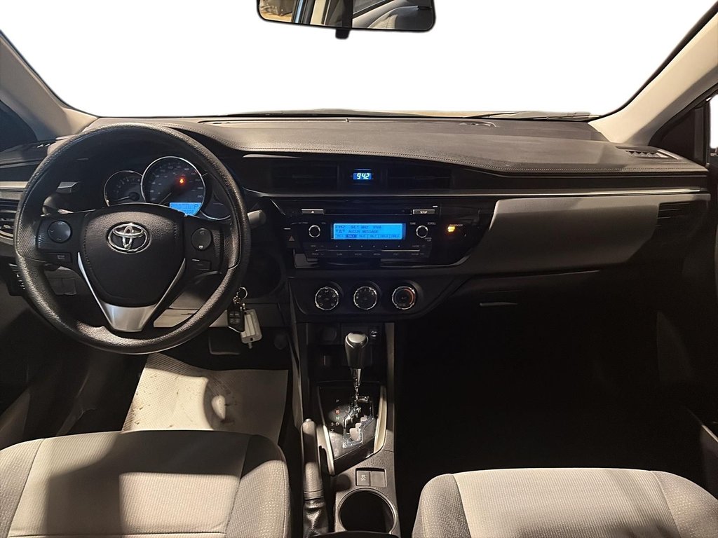 Toyota Corolla CE 2015 à Chicoutimi, Québec - 14 - w1024h768px