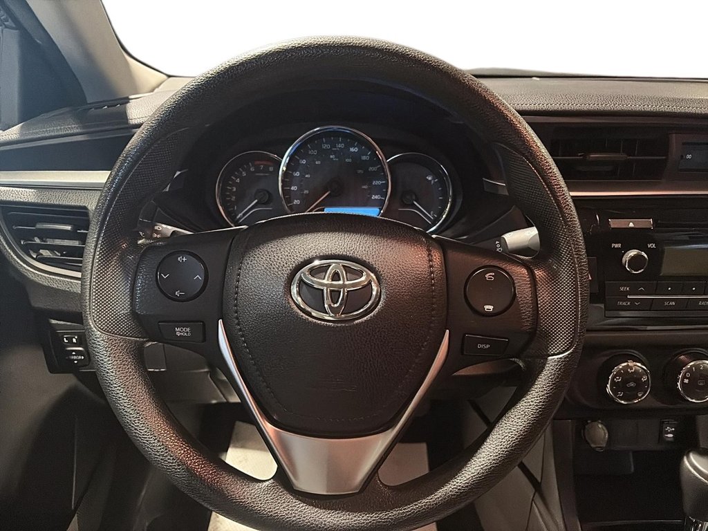 Toyota Corolla CE 2015 à Chicoutimi, Québec - 12 - w1024h768px
