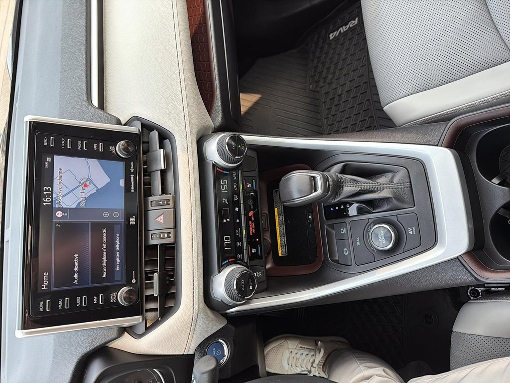 Toyota RAV4 Hybrid Limited 2020 à Jonquière, Québec - 18 - w1024h768px