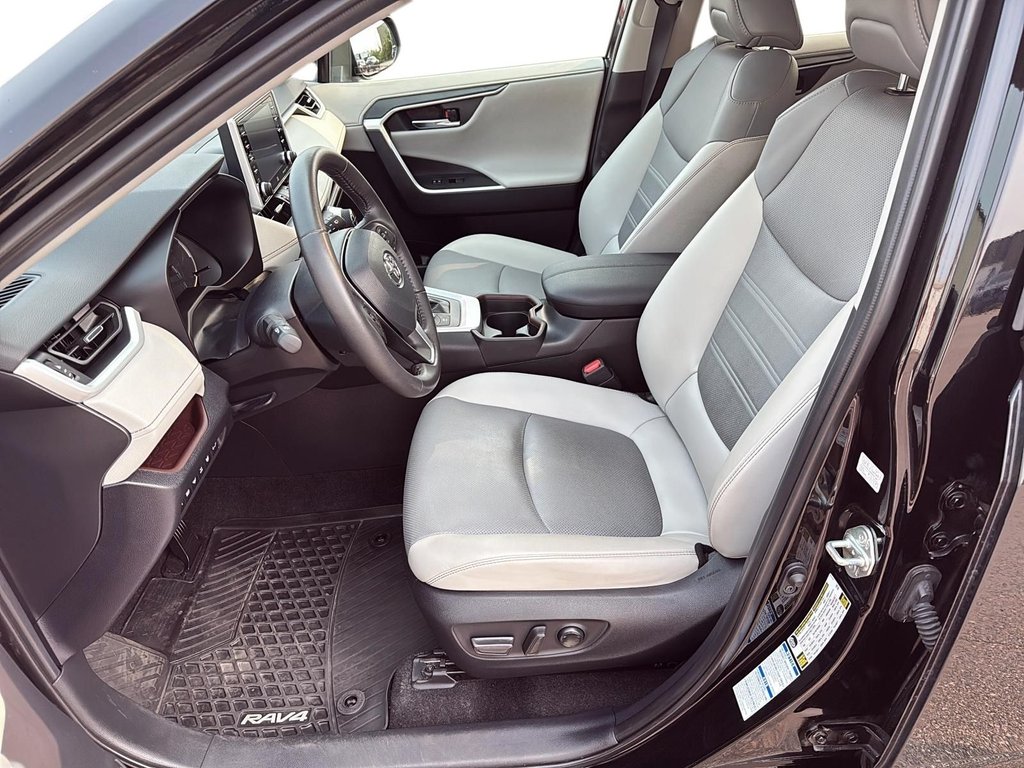 Toyota RAV4 Hybrid Limited 2020 à Jonquière, Québec - 12 - w1024h768px