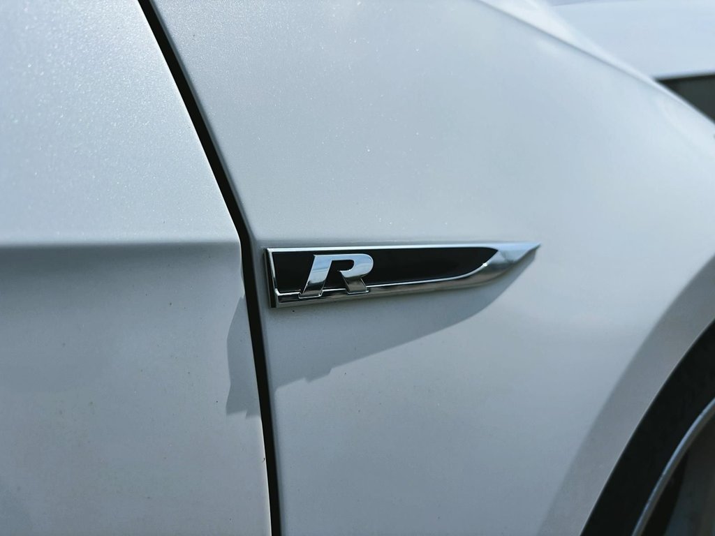 Volkswagen Golf R  2018 à Chicoutimi, Québec - 6 - w1024h768px