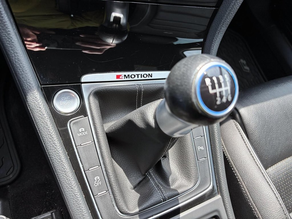Volkswagen Golf R  2018 à Chicoutimi, Québec - 26 - w1024h768px