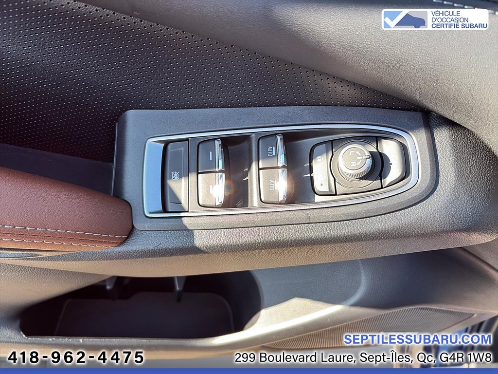 2024 Subaru Ascent Premier in Sept-Iles, Quebec - 8 - w1024h768px