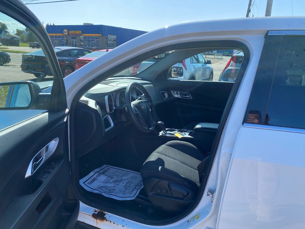 2016 Chevrolet EQUINOX LS | Cam | USB | Bluetooth | Keyless | Cruise in Hebbville, Nova Scotia - 13 - w1024h768px