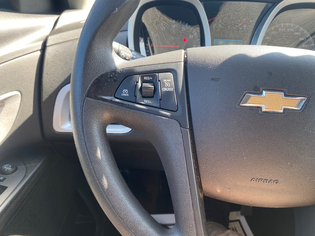 2016 Chevrolet EQUINOX LS | Cam | USB | Bluetooth | Keyless | Cruise in Hebbville, Nova Scotia - 18 - w1024h768px