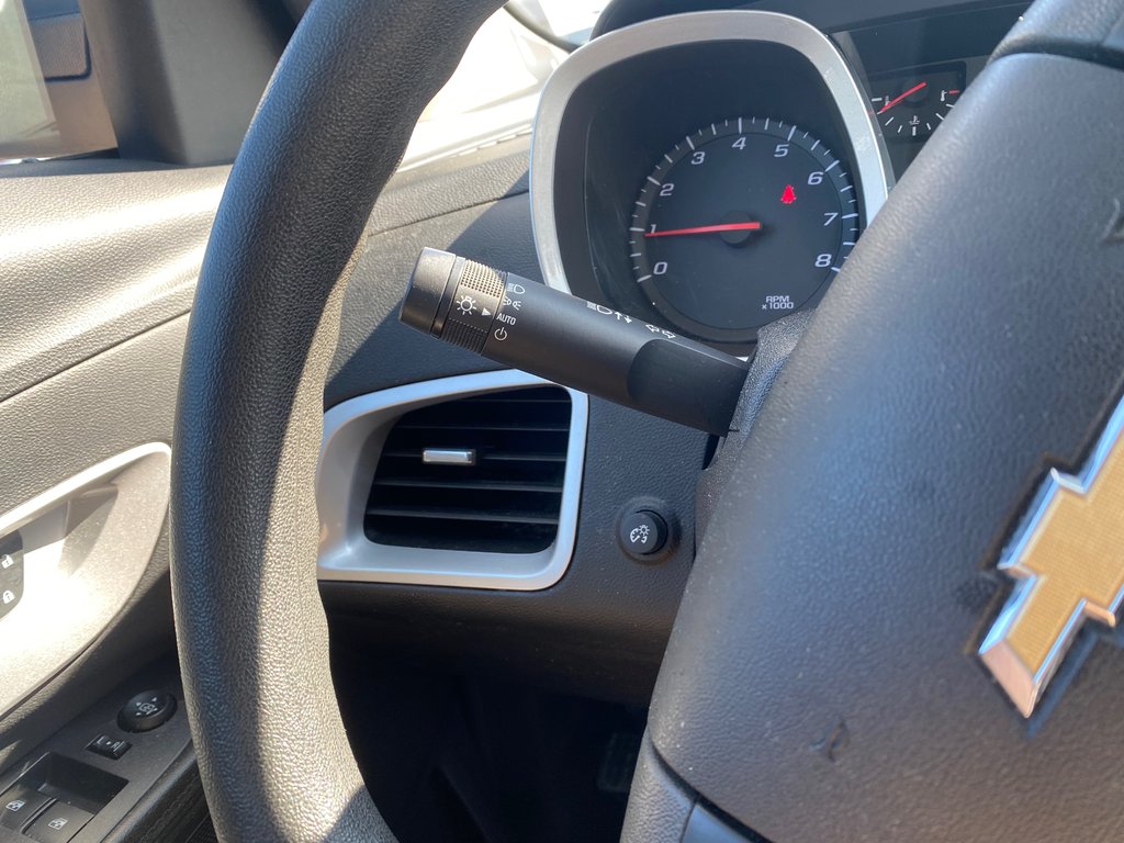 2016 Chevrolet EQUINOX LS | Cam | USB | Bluetooth | Keyless | Cruise in Hebbville, Nova Scotia - 20 - w1024h768px