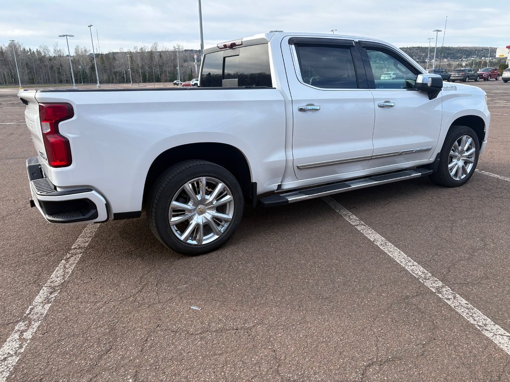 Chevrolet Silverado 1500 High Country | DIESEL | Leather | Warranty to 2028 2023 à Hebbville, Nouvelle-Écosse - 10 - w1024h768px
