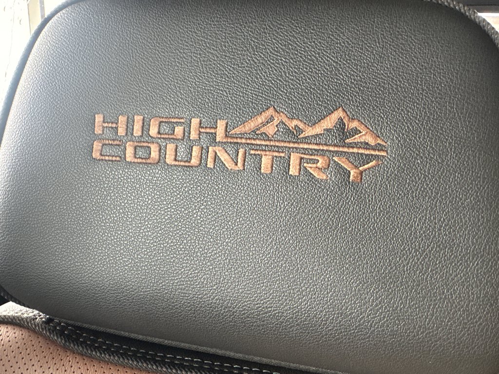 2023 Chevrolet Silverado 1500 High Country | DIESEL | Leather | Warranty to 2028 in Bridgewater, New Brunswick - 17 - w1024h768px