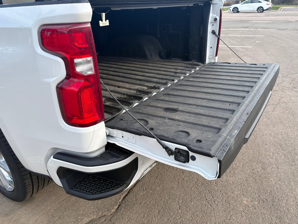 Chevrolet Silverado 1500 High Country | DIESEL | Leather | Warranty to 2028 2023 à Hebbville, Nouvelle-Écosse - 23 - w1024h768px