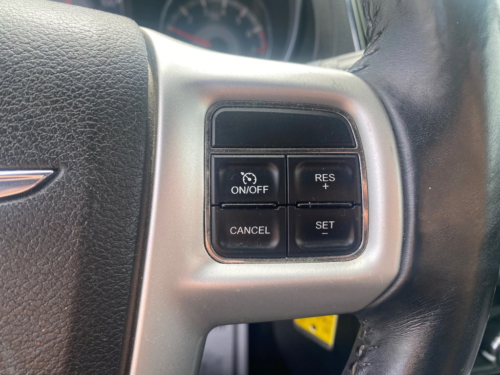 Chrysler 200 Touring | Convertible | HtdSeats | XM | PwrSeat 2013 à Amherst, Nouvelle-Écosse - 20 - w1024h768px