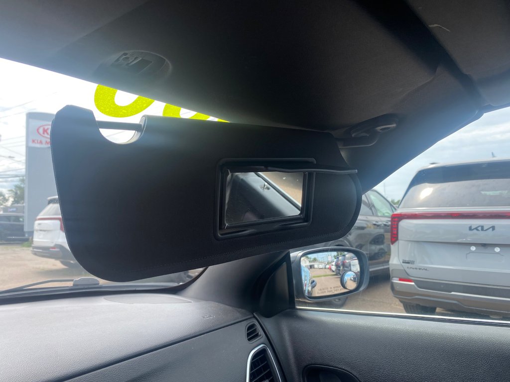 Chrysler 200 Touring | Convertible | HtdSeats | XM | PwrSeat 2013 à Amherst, Nouvelle-Écosse - 33 - w1024h768px