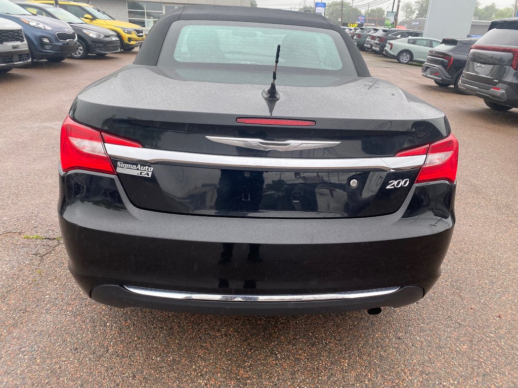 Chrysler 200 Touring | Convertible | HtdSeats | XM | PwrSeat 2013 à Amherst, Nouvelle-Écosse - 7 - w1024h768px