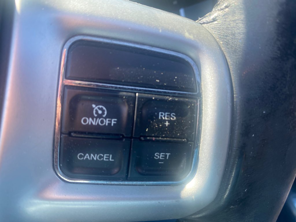 Chrysler 200 Touring | Convertible | HtdSeats | XM | PwrSeat 2013 à Amherst, Nouvelle-Écosse - 25 - w1024h768px