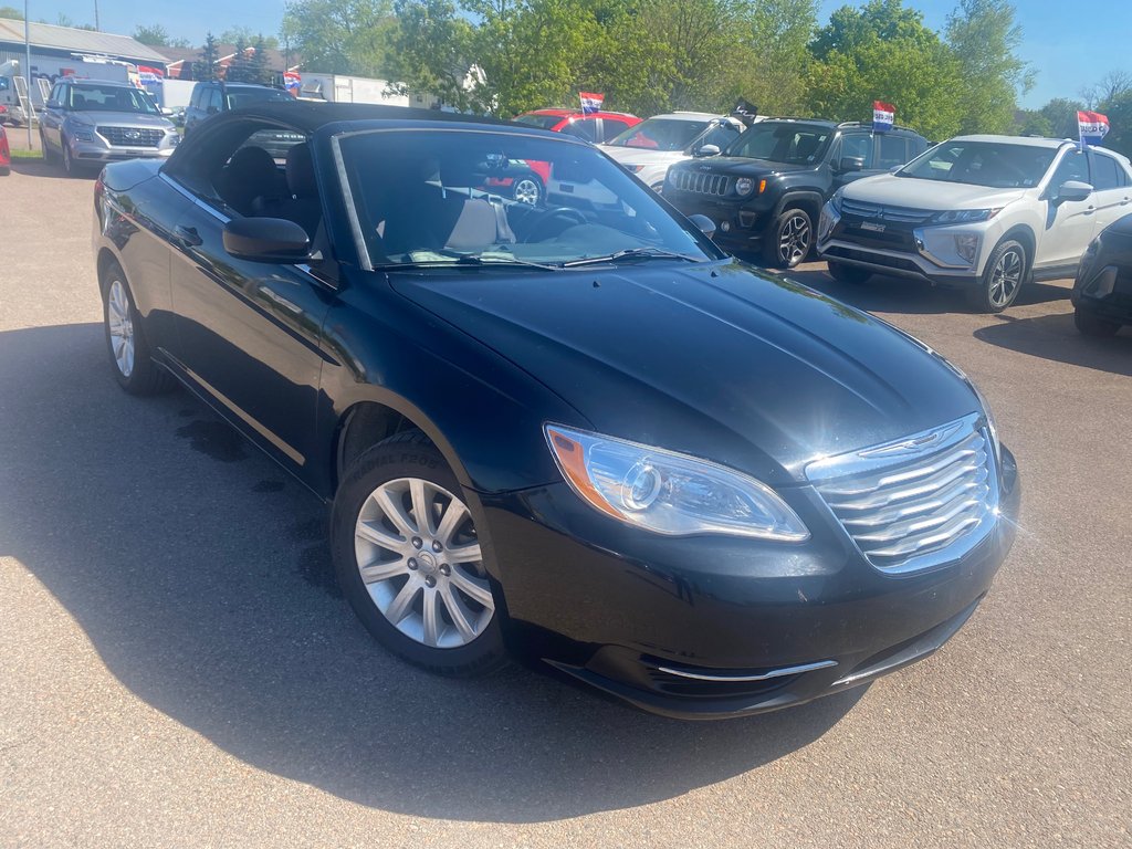 Chrysler 200 Touring | Convertible | HtdSeats | XM | PwrSeat 2013 à Amherst, Nouvelle-Écosse - 29 - w1024h768px
