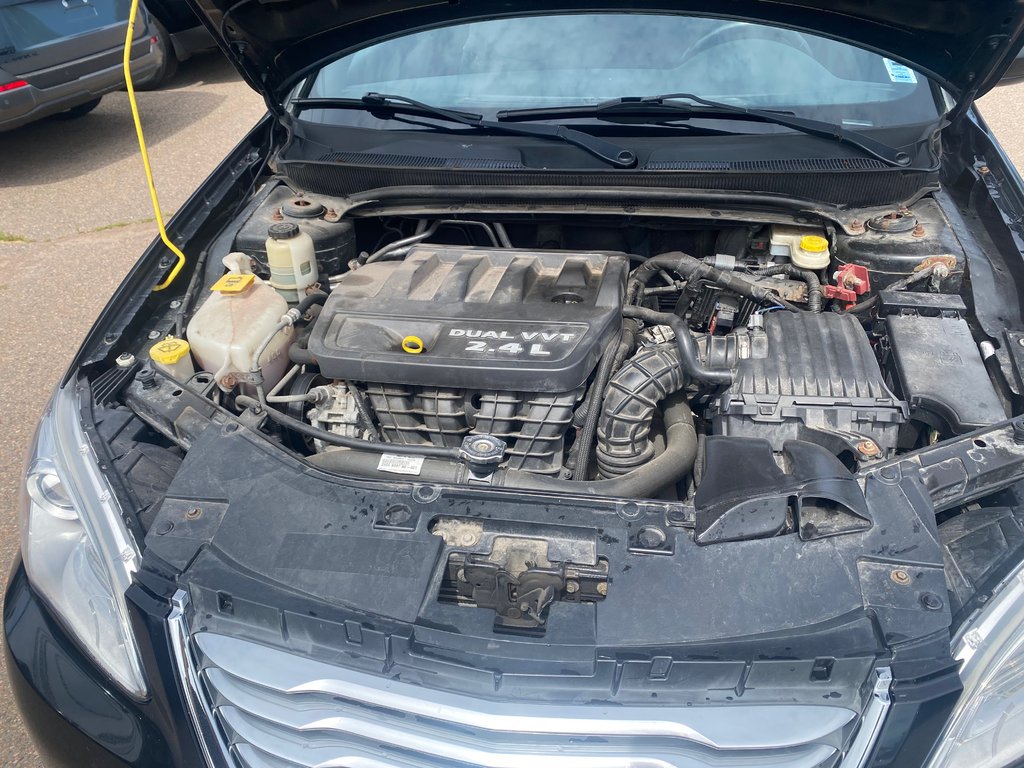 Chrysler 200 Touring | Convertible | HtdSeats | XM | PwrSeat 2013 à Amherst, Nouvelle-Écosse - 49 - w1024h768px