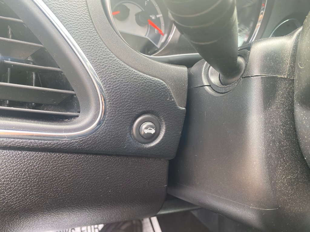 Chrysler 200 Touring | Convertible | HtdSeats | XM | PwrSeat 2013 à Amherst, Nouvelle-Écosse - 37 - w1024h768px