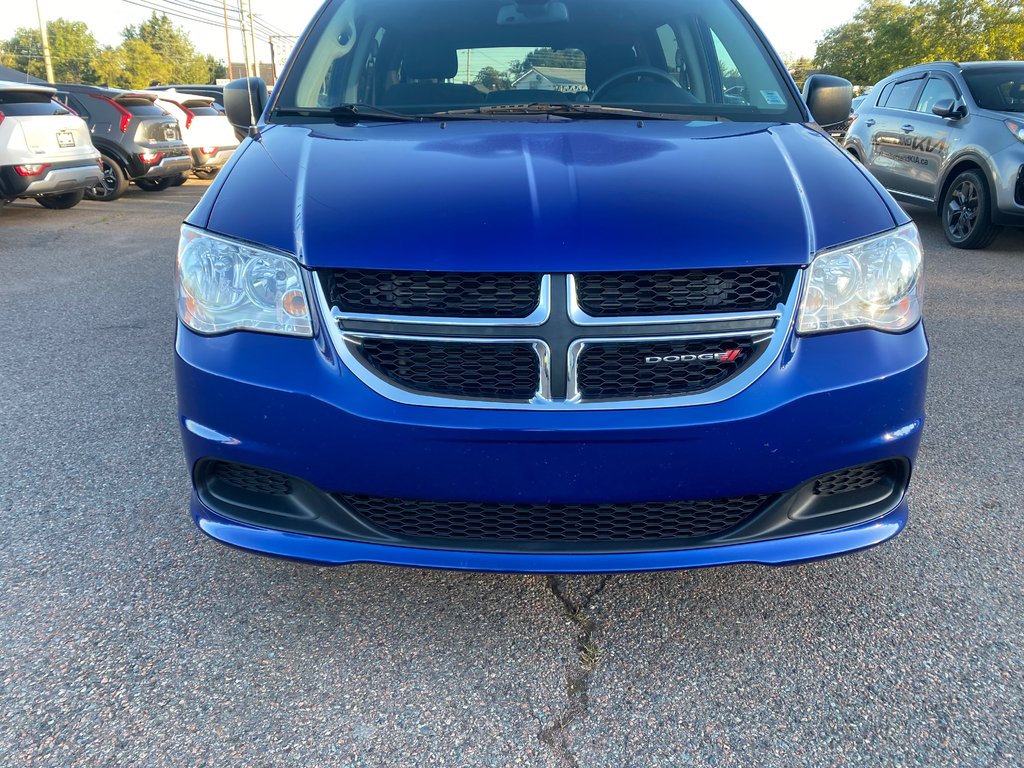 Dodge Caravan SXT Stow N Go | 7-Pass | Cam | USB | Bluetooth 2019 à Amherst, Nouvelle-Écosse - 12 - w1024h768px