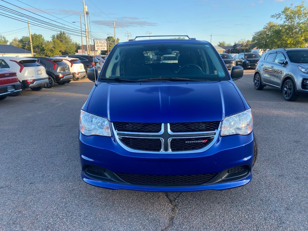 Dodge Caravan SXT Stow N Go | 7-Pass | Cam | USB | Bluetooth 2019 à Amherst, Nouvelle-Écosse - 3 - w1024h768px