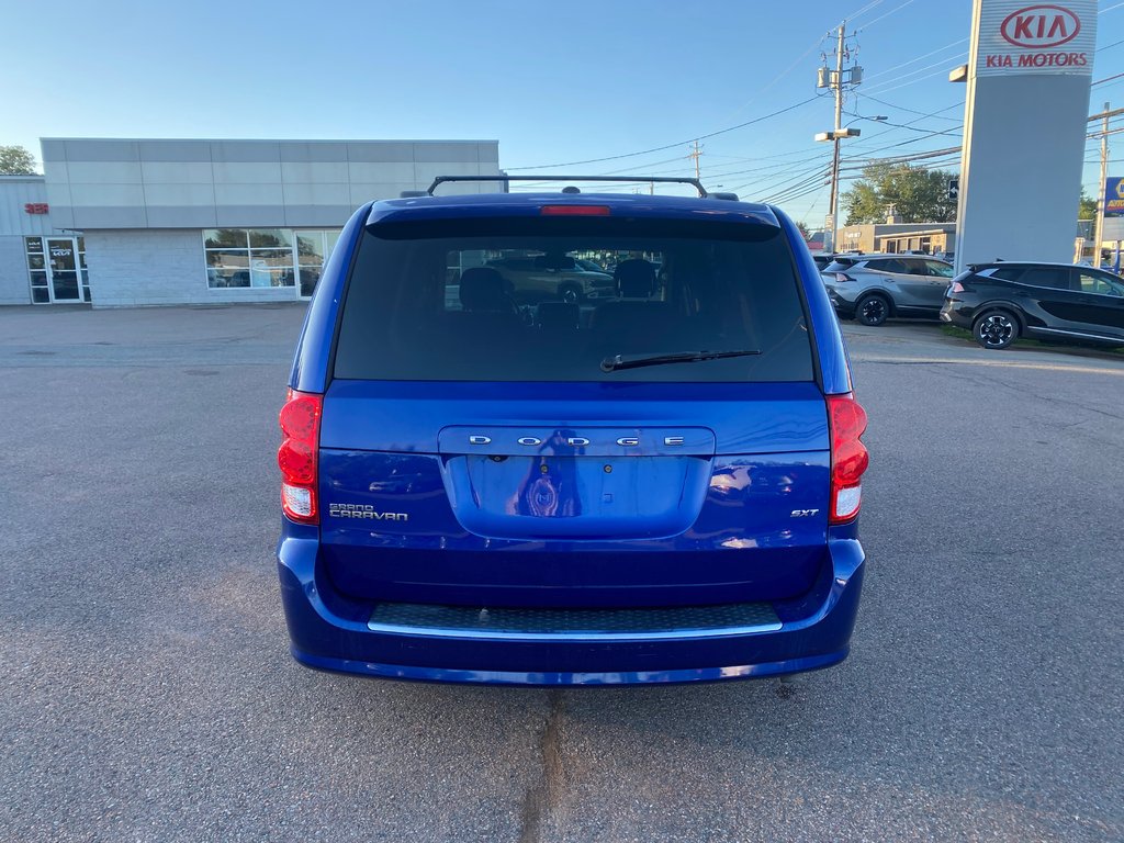 Dodge Caravan SXT Stow N Go | 7-Pass | Cam | USB | Bluetooth 2019 à Amherst, Nouvelle-Écosse - 8 - w1024h768px